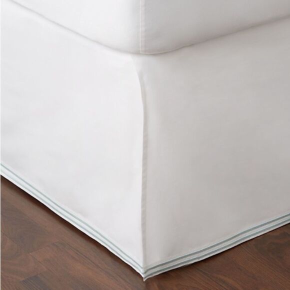 HUDSON PARK COLLECTION Italian Linens King Bedskirt, white/stripe Aqua - Picture 1 of 4
